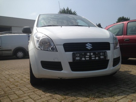 Suzuki splash,                                             bouwjaar: 2009                                                                            km stand: 112.000                                                                           Prijs: 4250 EU